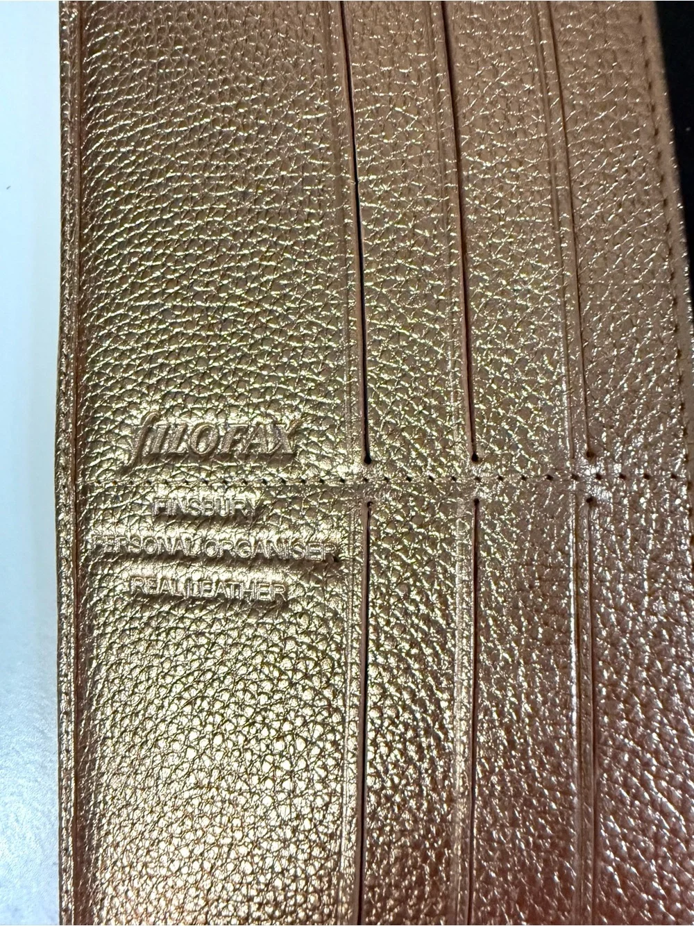 filoFAX sleek metallic