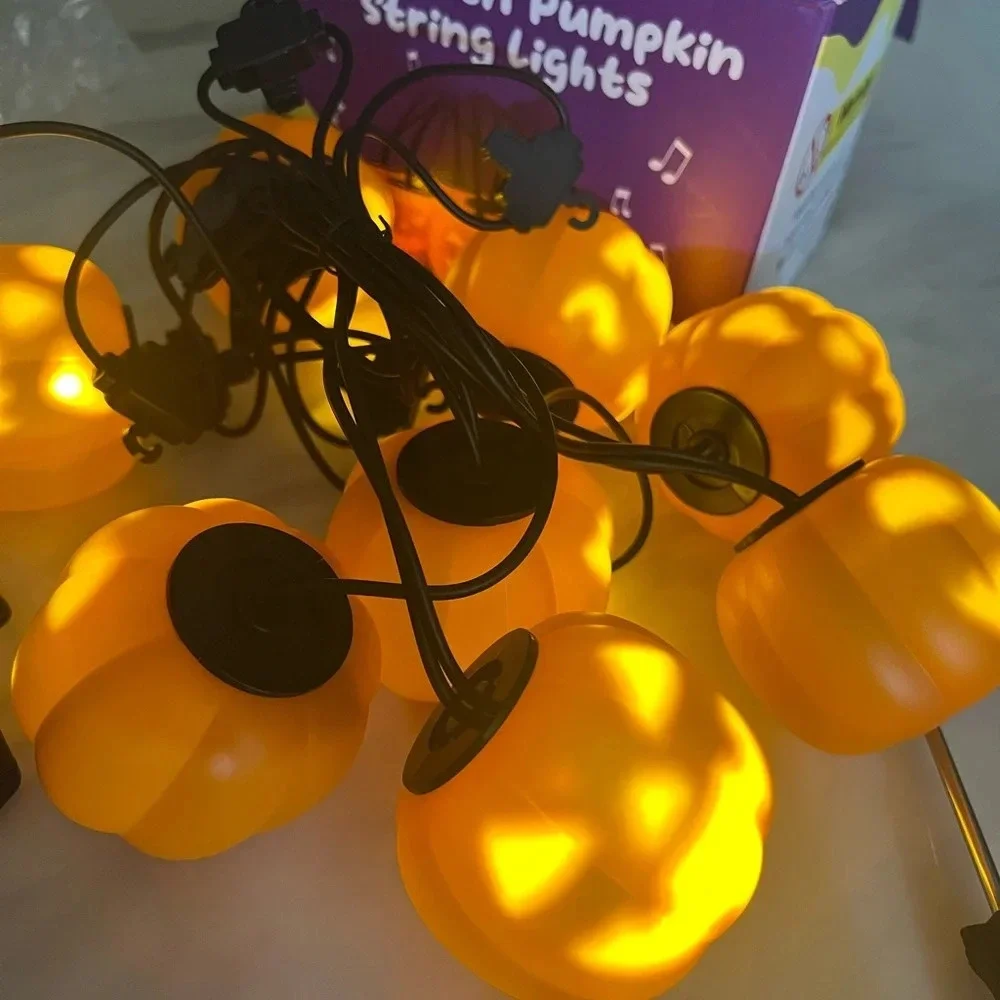 GMINCO frightfest decoration put
