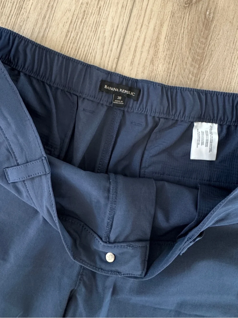 Banana Republic makes classic