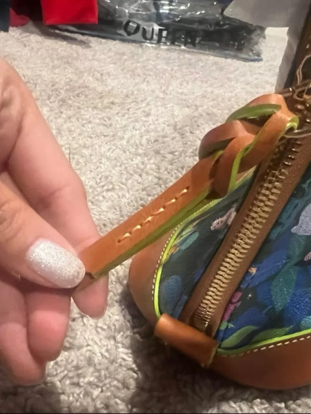 Dooney & Bourke peter offers