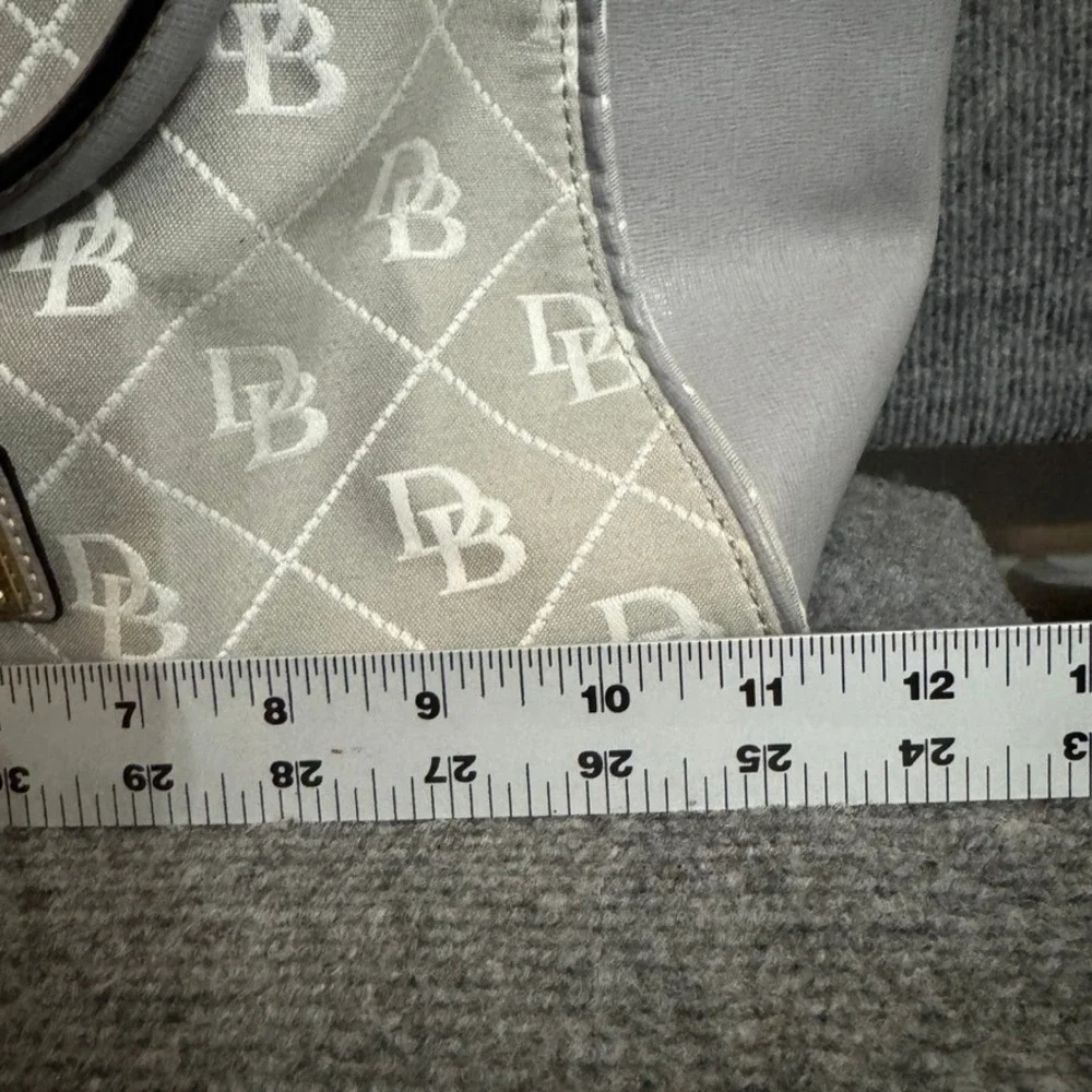 Dooney & Bourke dooney bourke