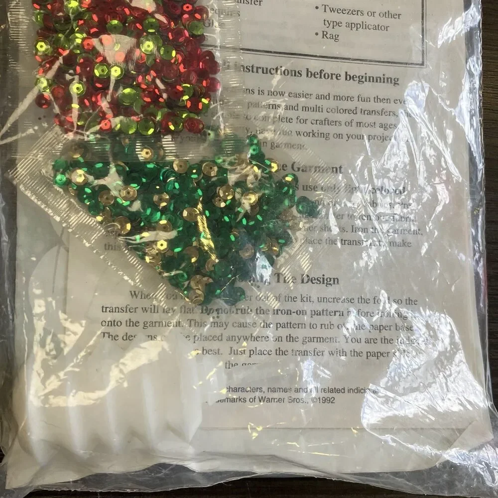 Sulyn Industries Inc. simply sequins