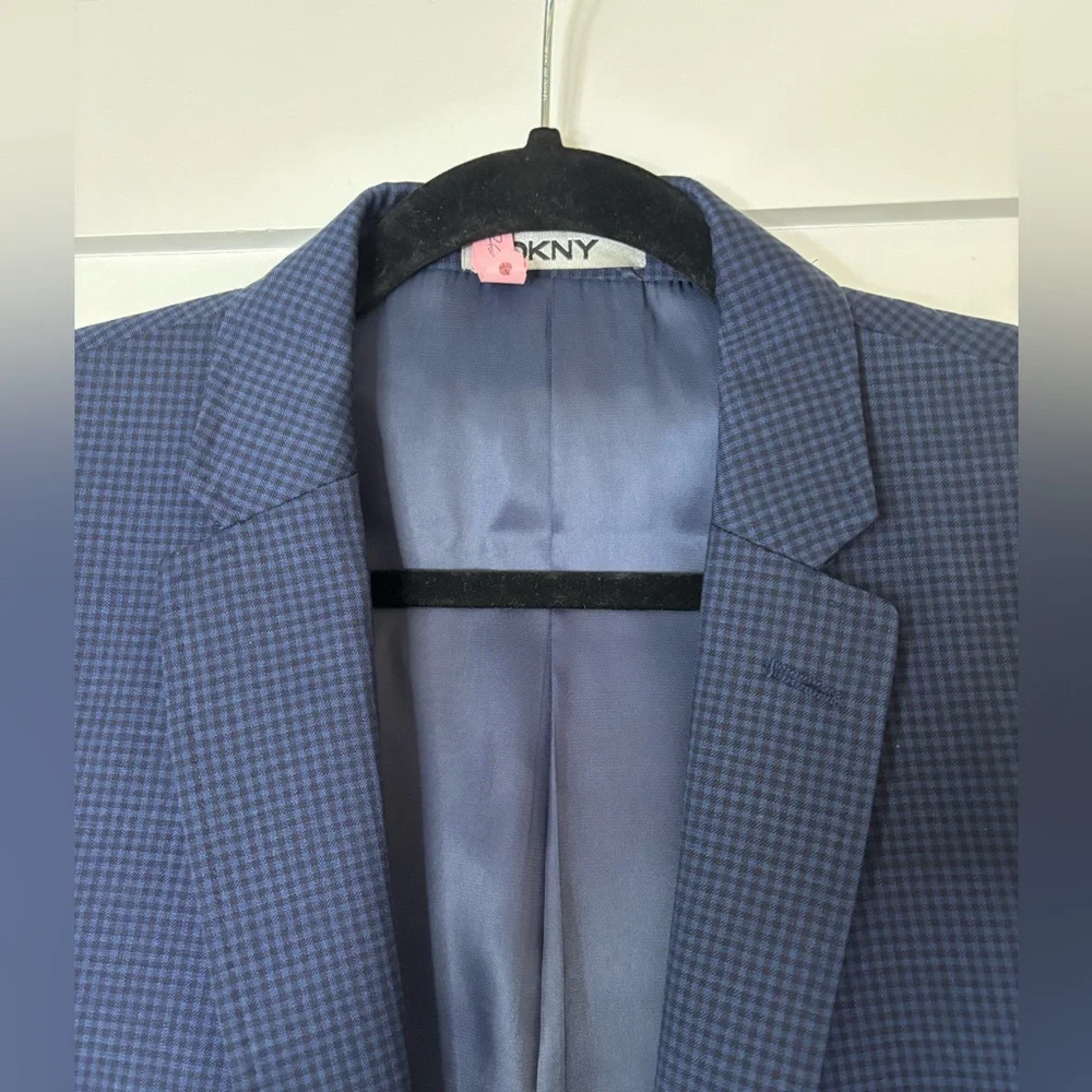 Dkny fit formal
