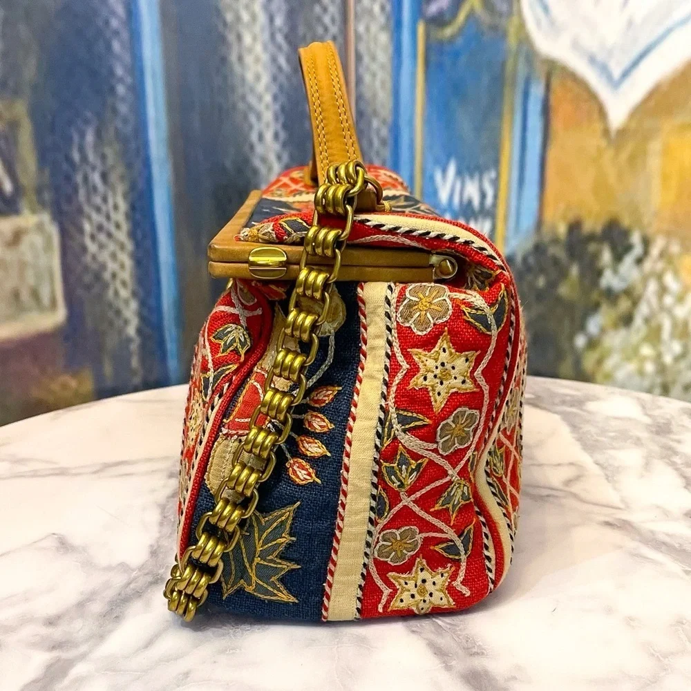 Tory Burch tory burch