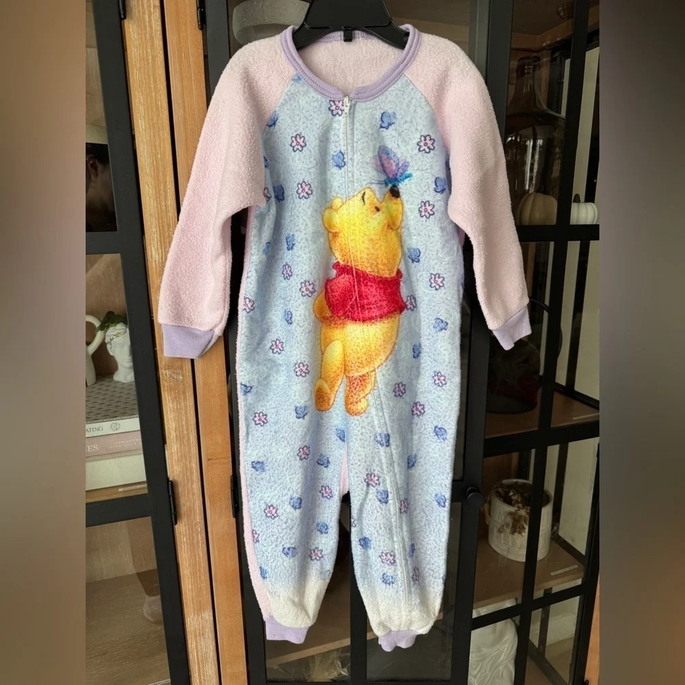 Vintage 90s Winnie The Pooh coverall onesie baby toddler fleece disney flowers