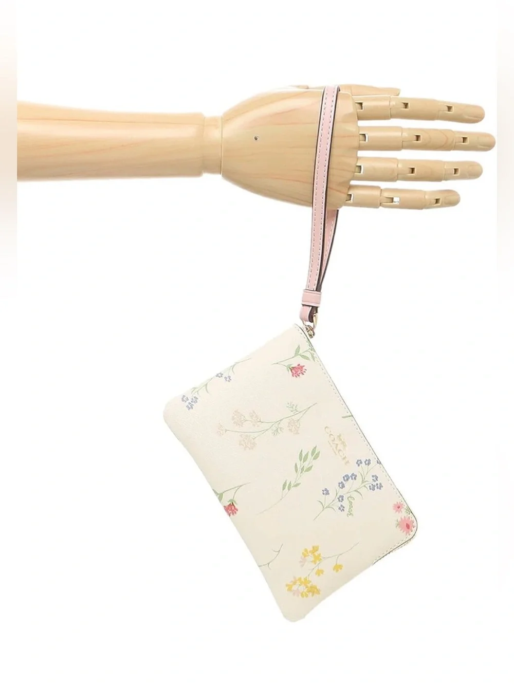 Coach wristlet cream