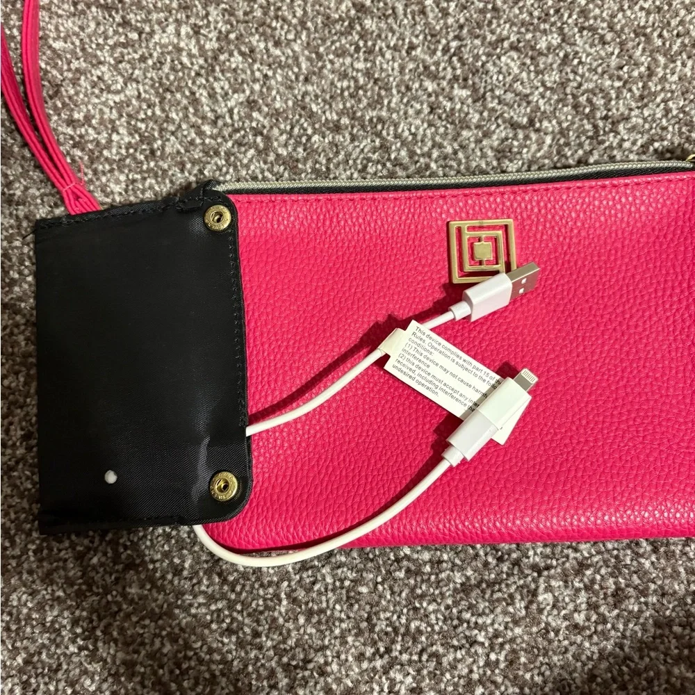 Liz Claiborne elegant hot