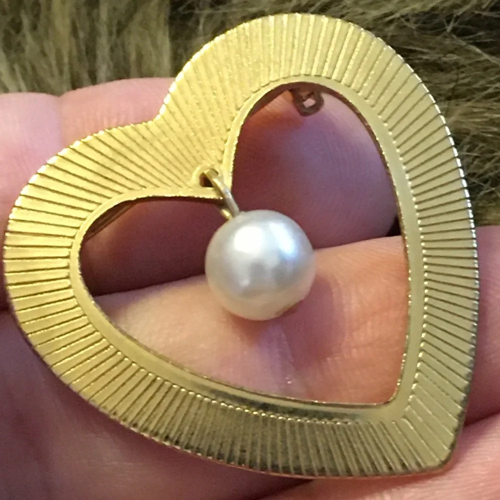Vintage textured gold