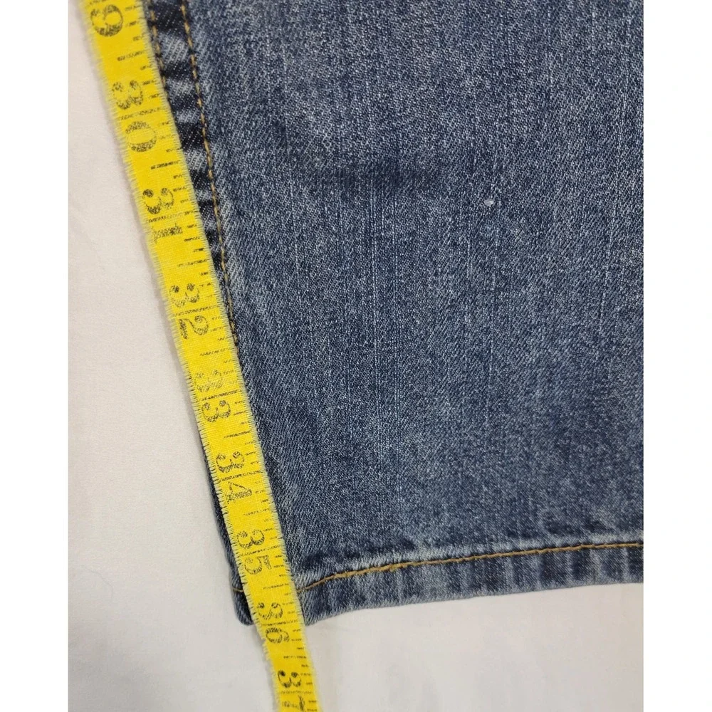 Levis levi 559