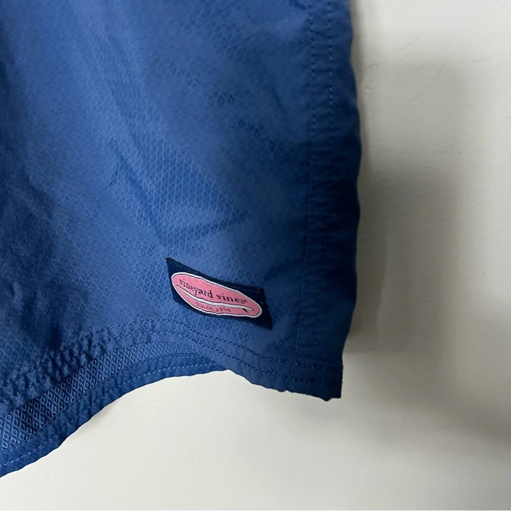 Vineyard Vines 36 19”