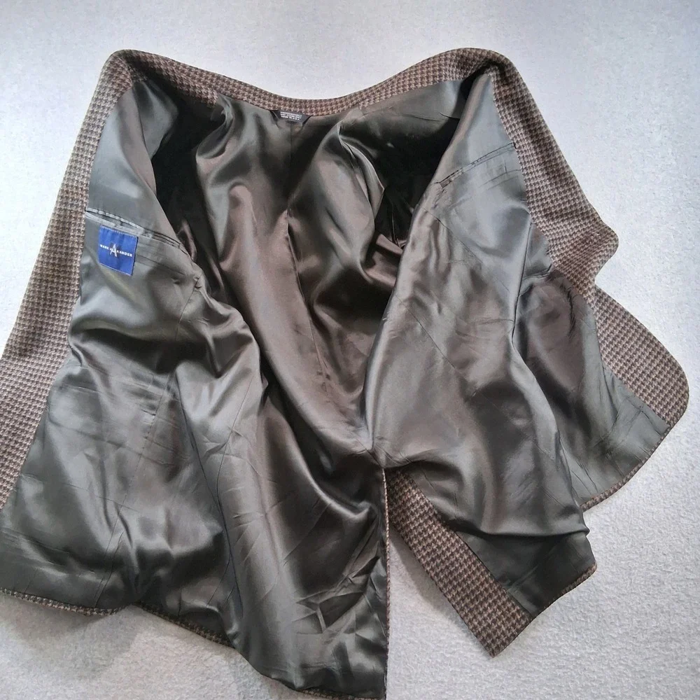 Mark Alexander item good