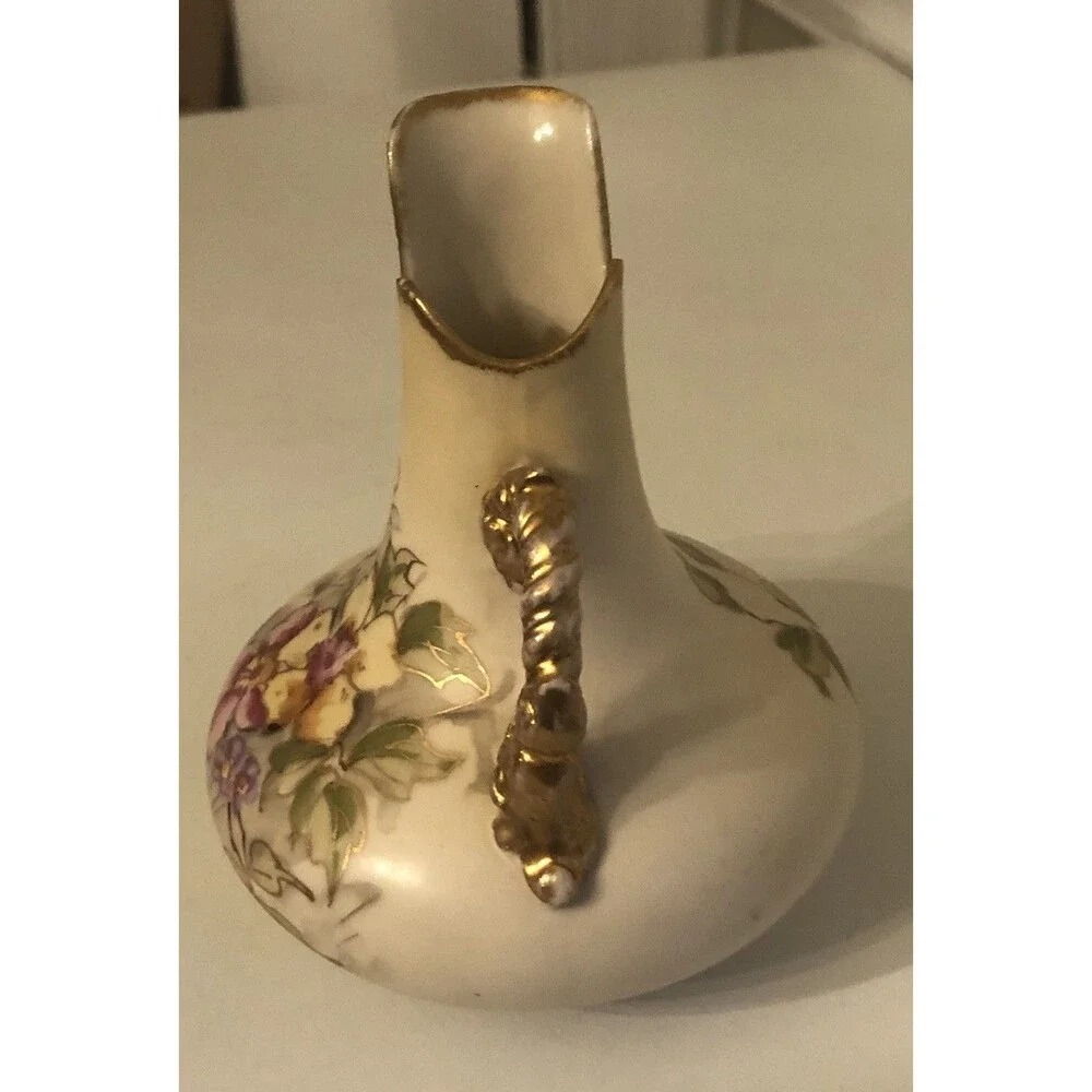 H & H this antique