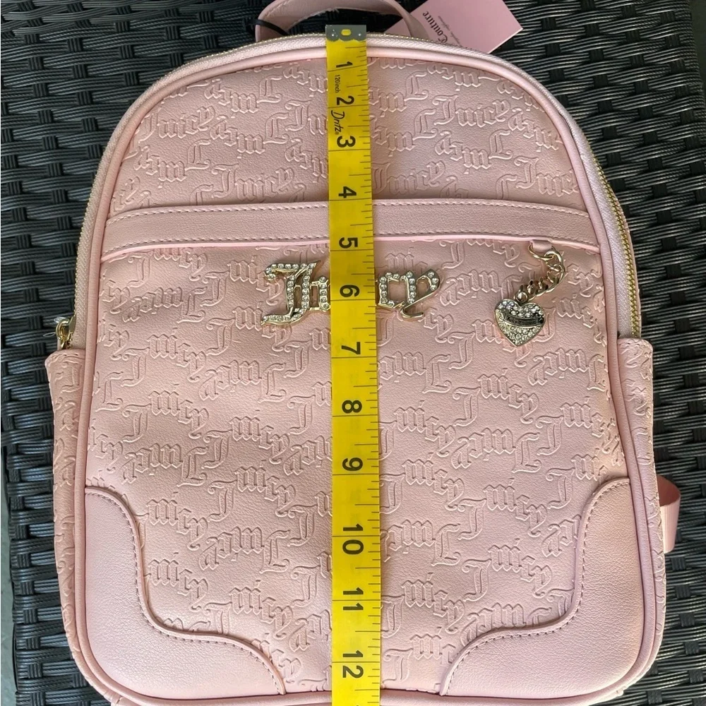 Juicy Couture elegant light