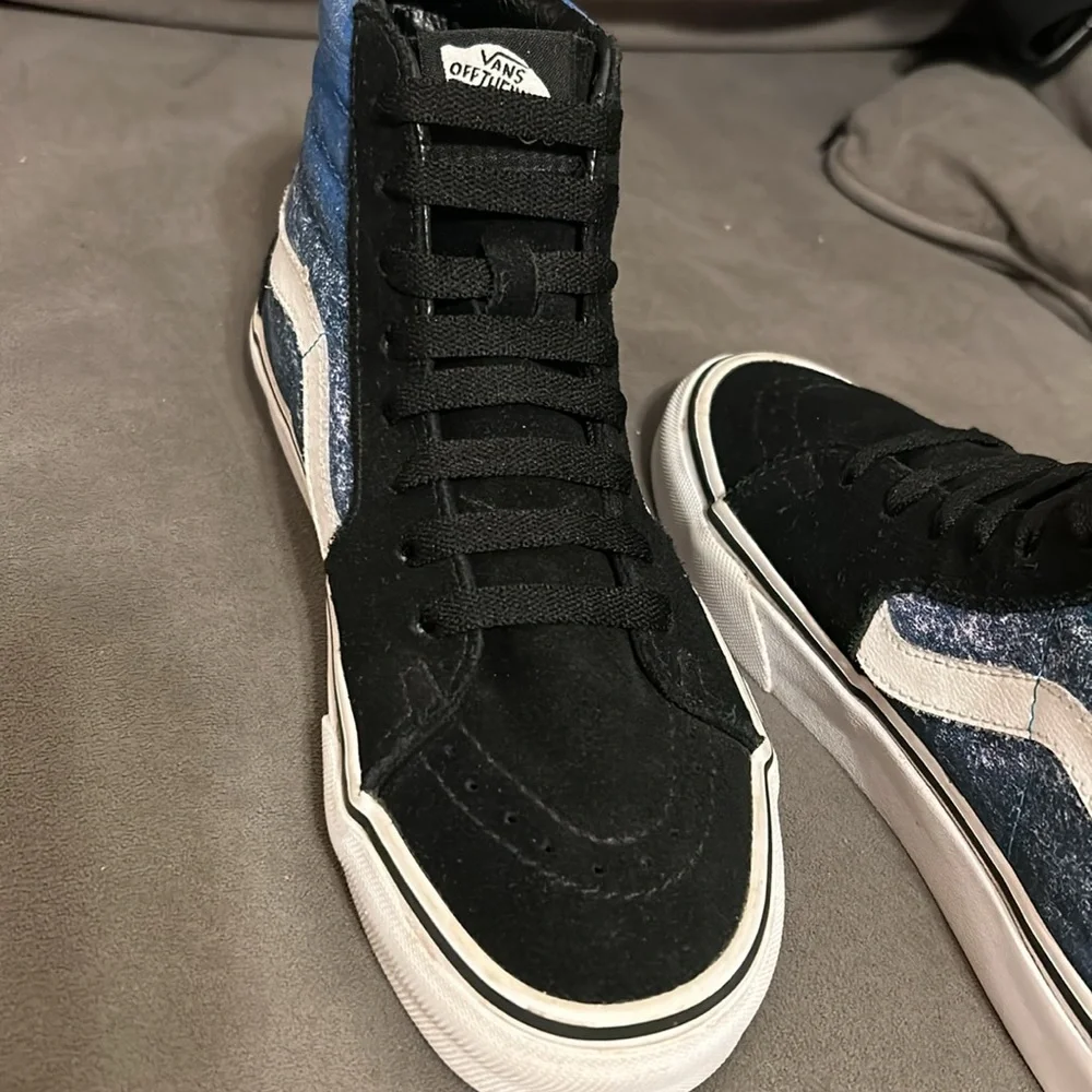 Vans shark week