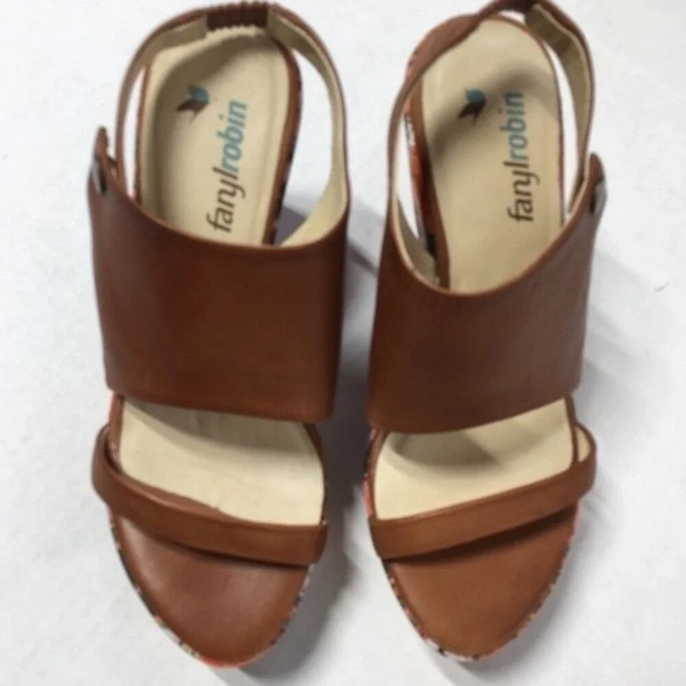 Anthropologie vamp tan