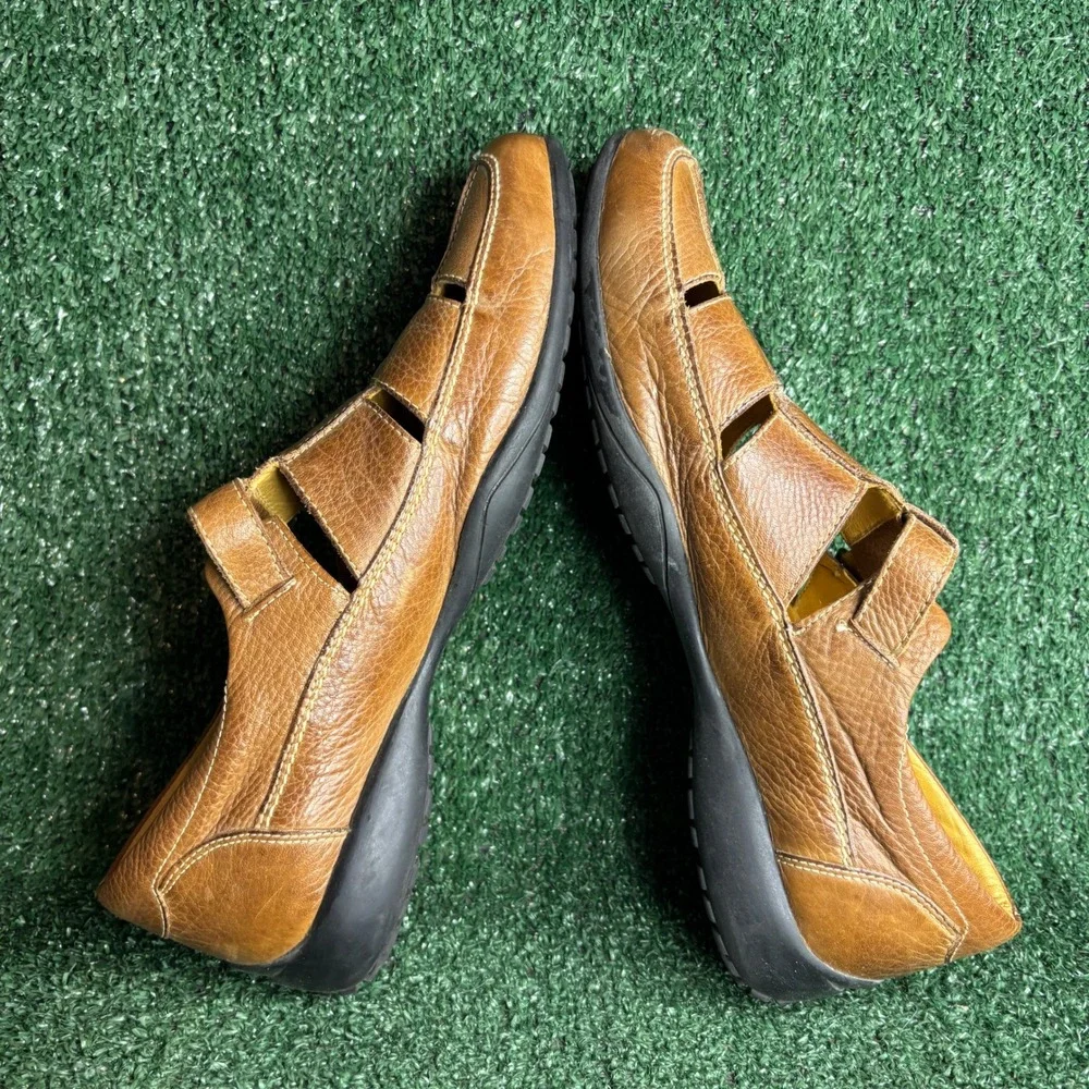 Clarks item you