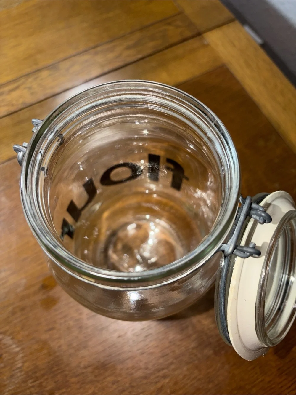N/A clear glass