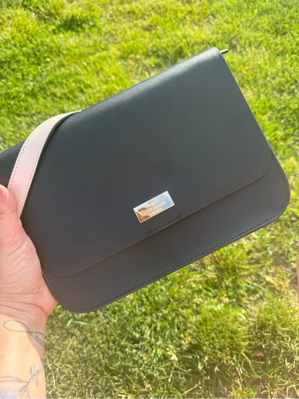 kate spade day finish black