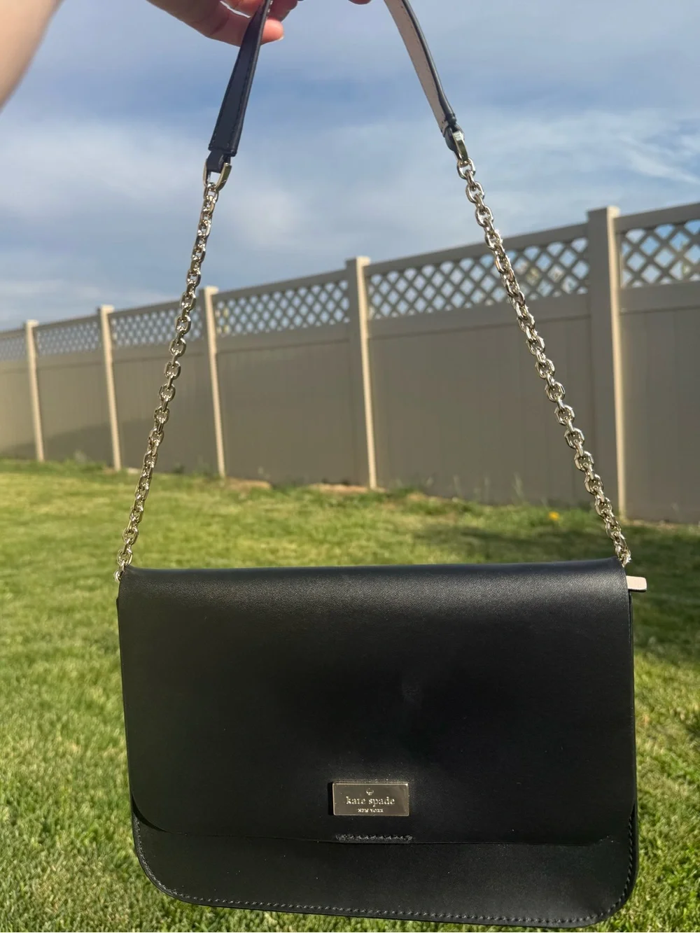kate spade understated front gold