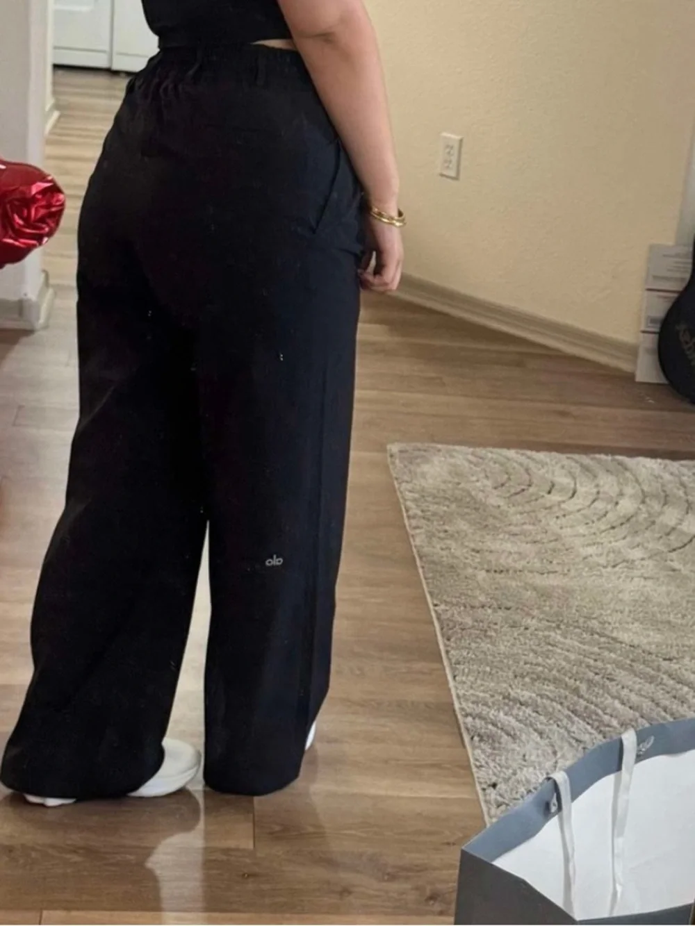 ALO Yoga relaxed wide