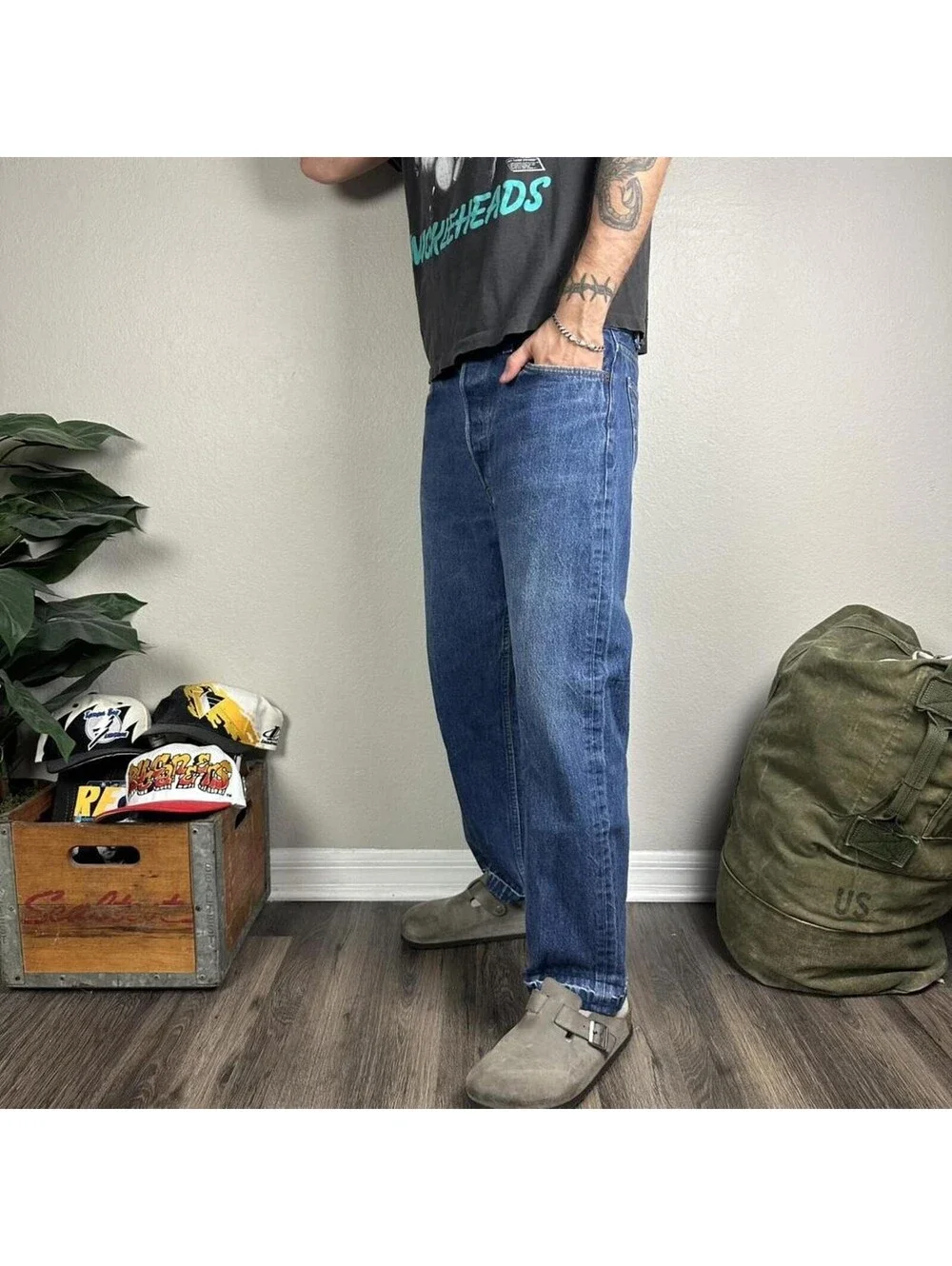 Levis fits 34x27