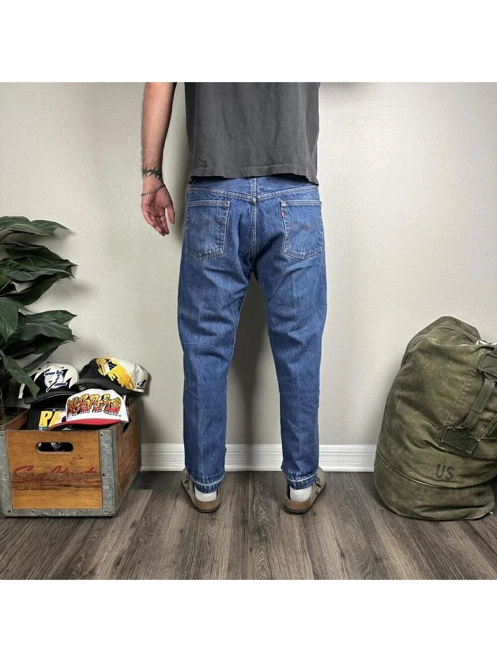 Levis fits 34x27
