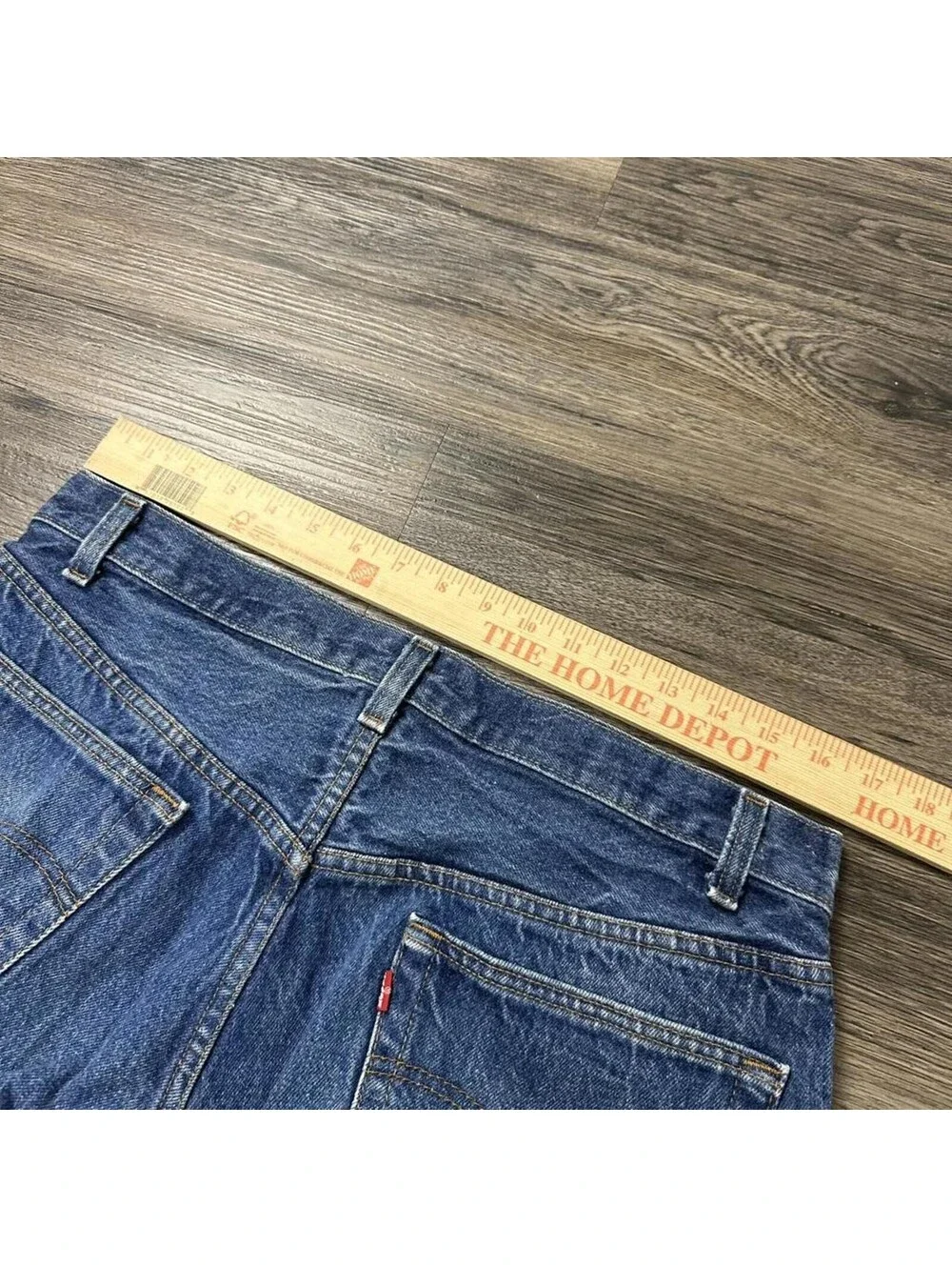 Levis fits 34x27