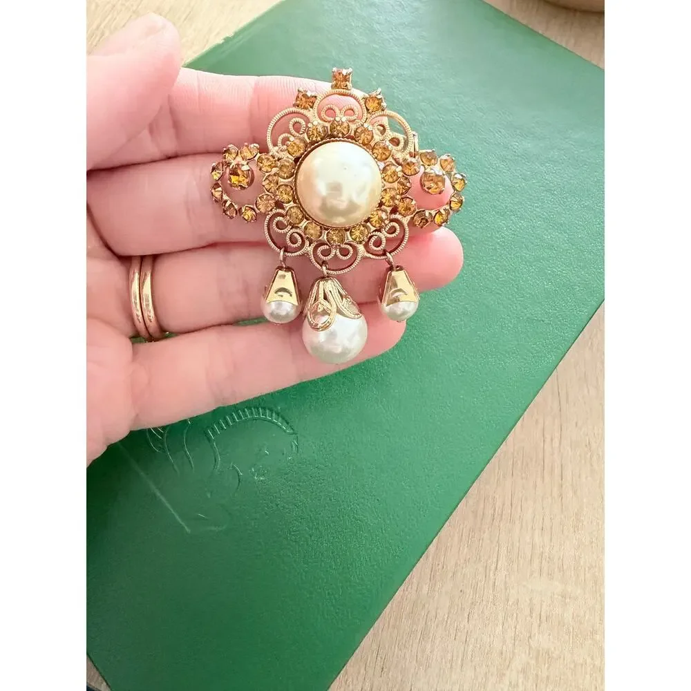 Vintage gold faux