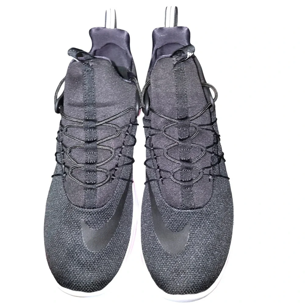 Nike darwin sneakers
