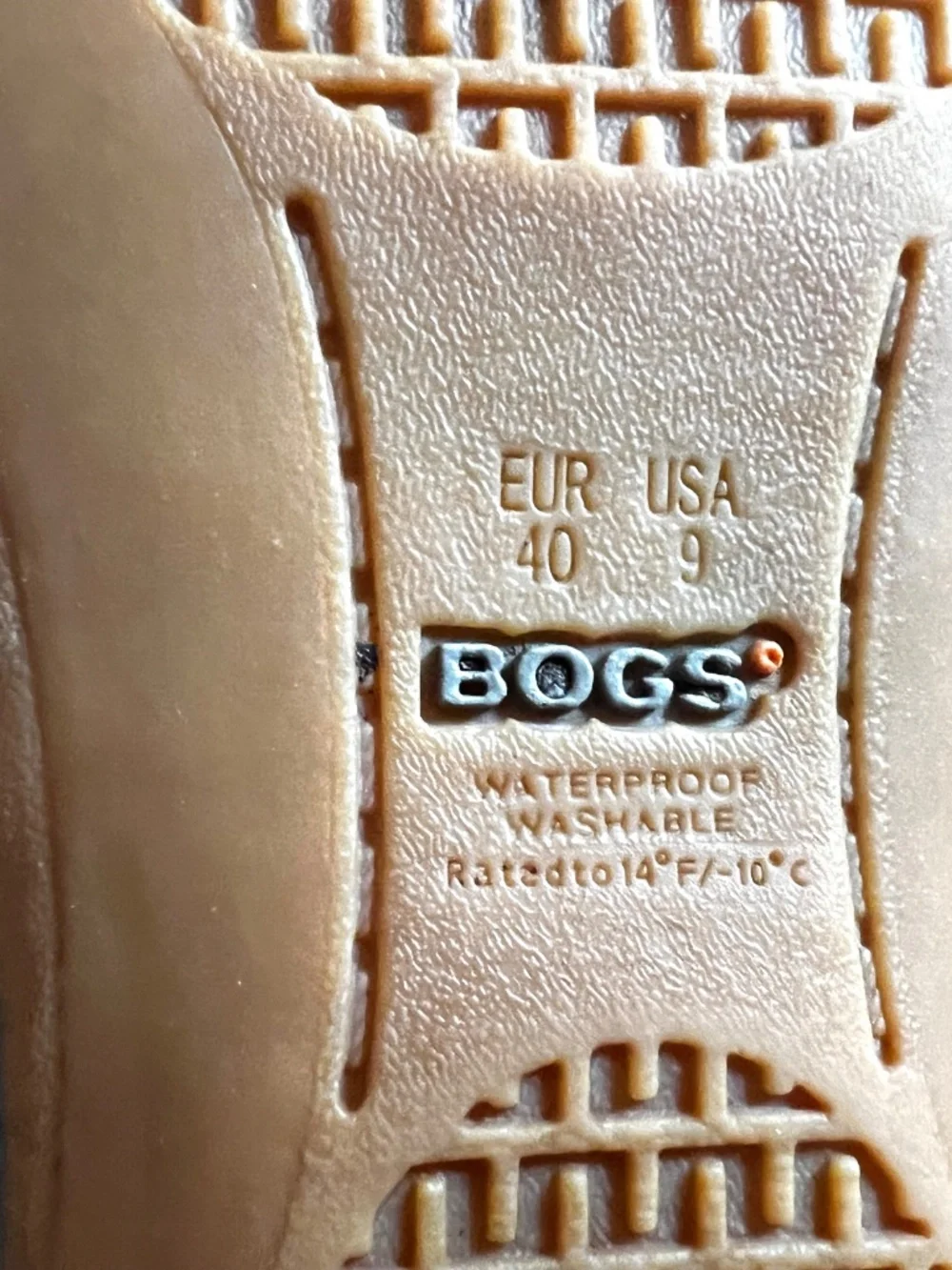 Bogs waterproof pull