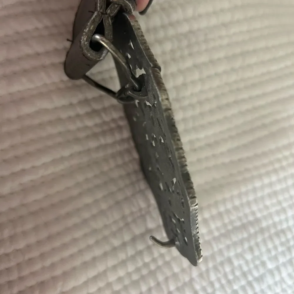 Source Unknown belt 39