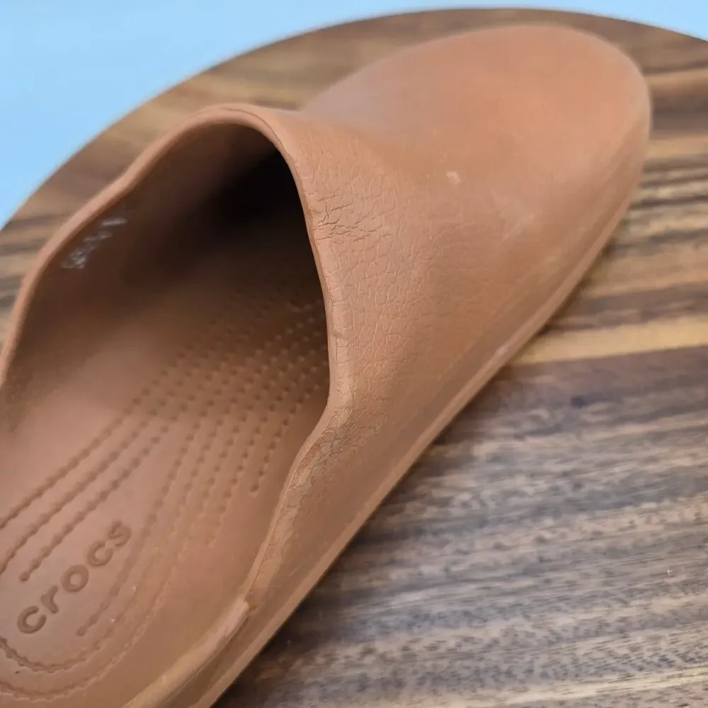 CROCS dylan clogs
