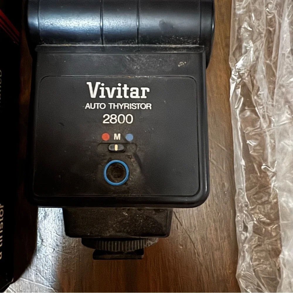 Vivitar comes everything