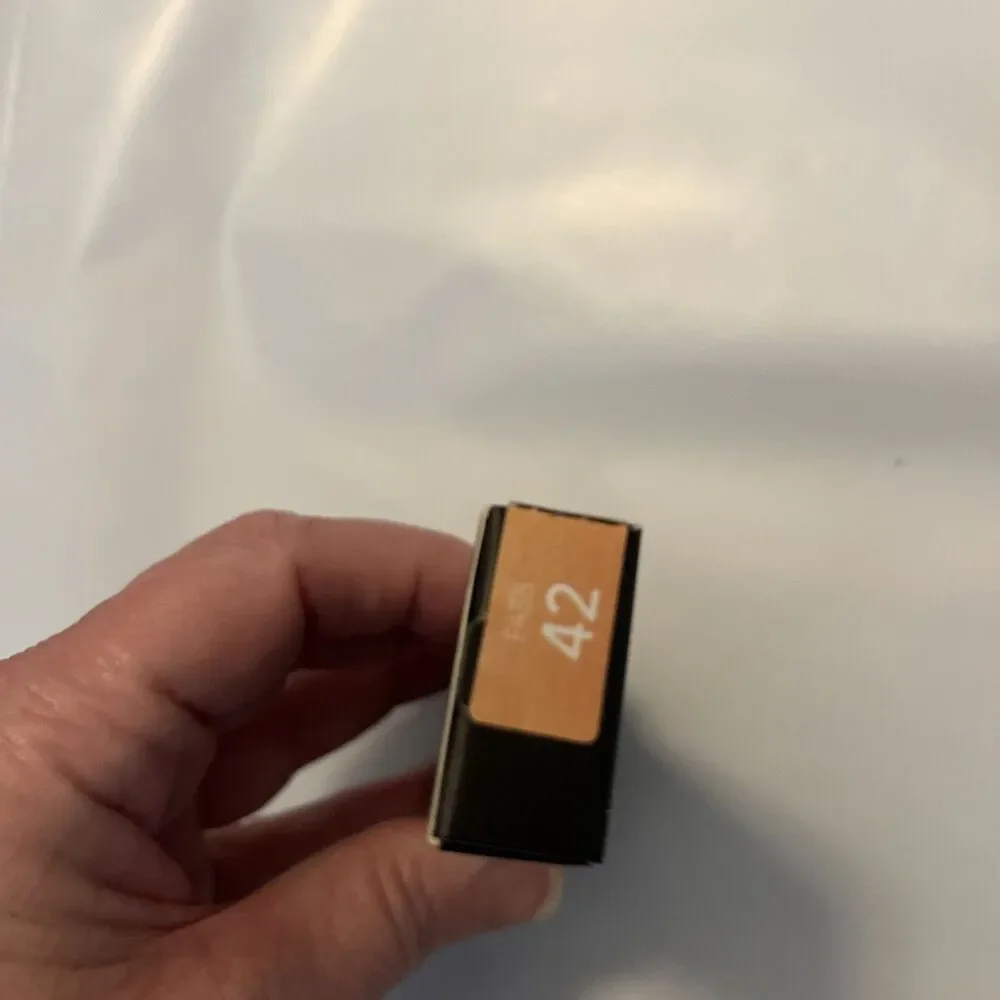 Eyeshadow focallure pencil
