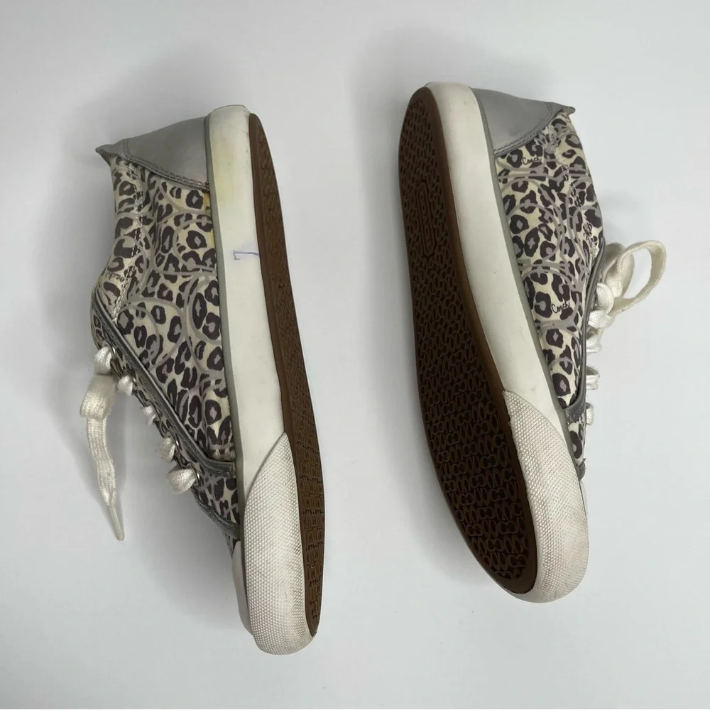 Coach good preowned