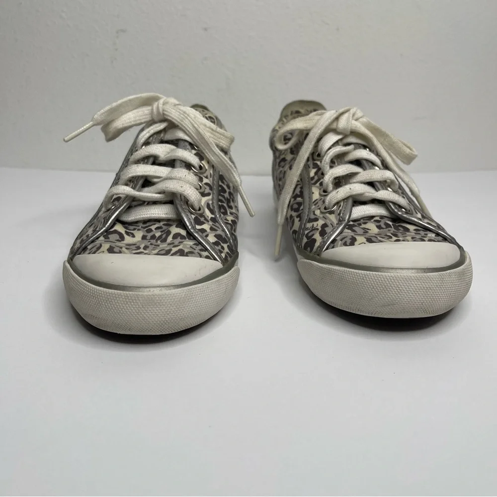 Coach good preowned