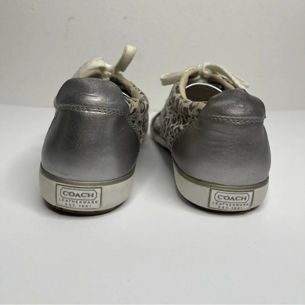 Coach good preowned