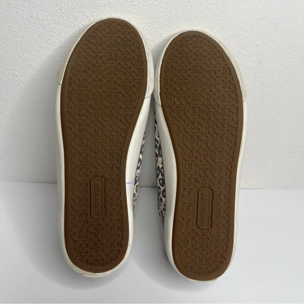 Coach good preowned