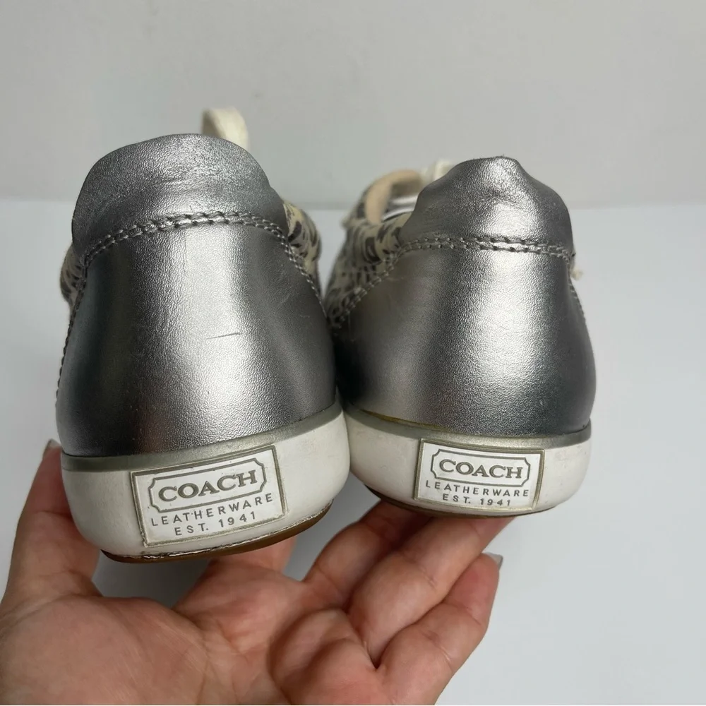 Coach good preowned