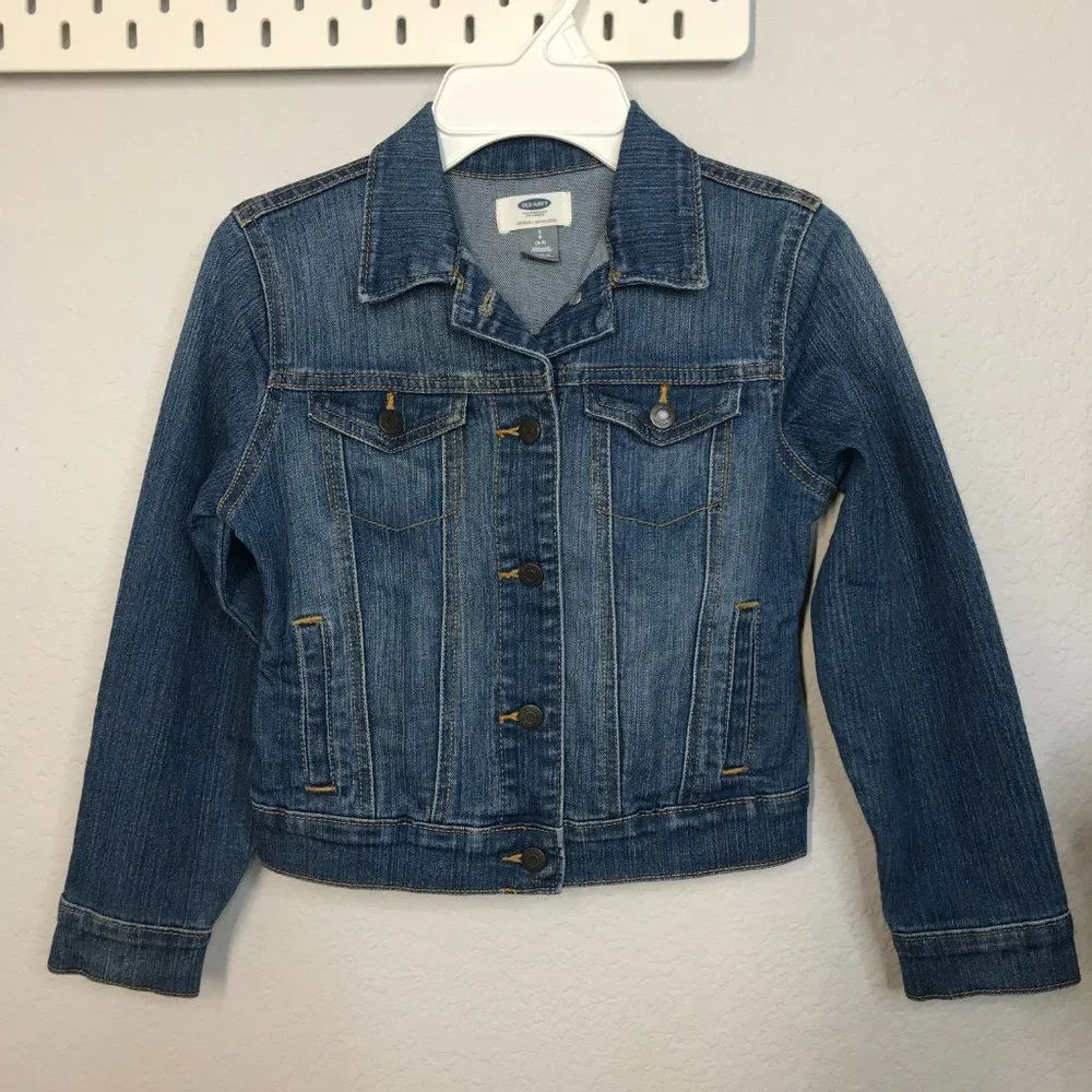 Old Navy button kids good