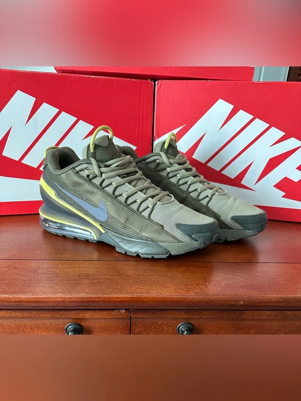 Nike air max