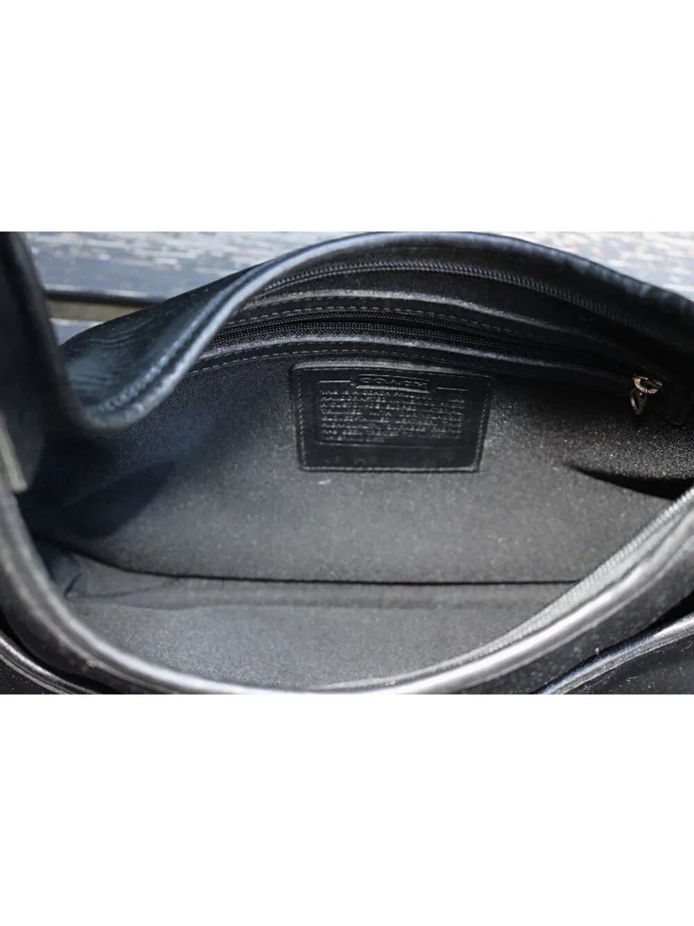 Coach Vintage - Ergo Neo Pocket Zip in Black with Nickel Hardware, Mexico 1998
