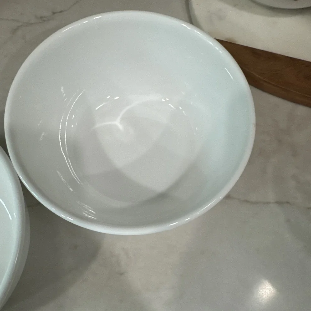 Corelle excellent barely
