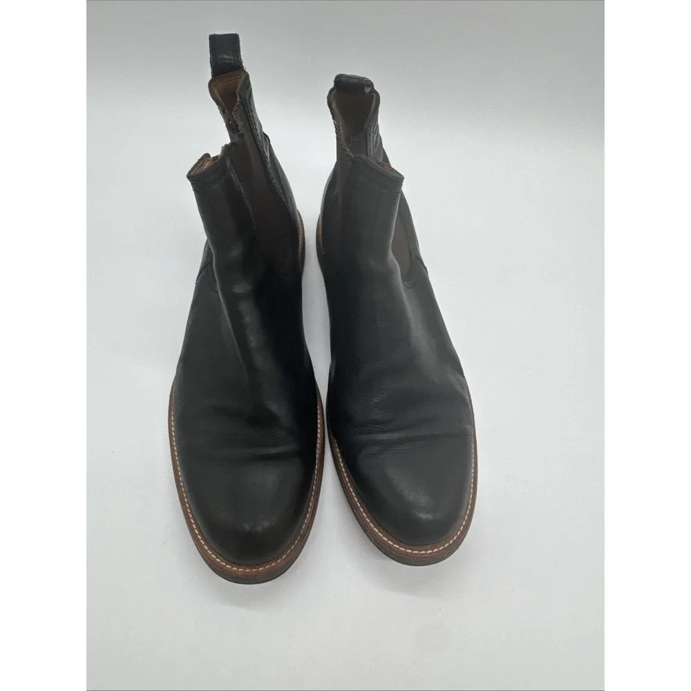 UGG great non smoker