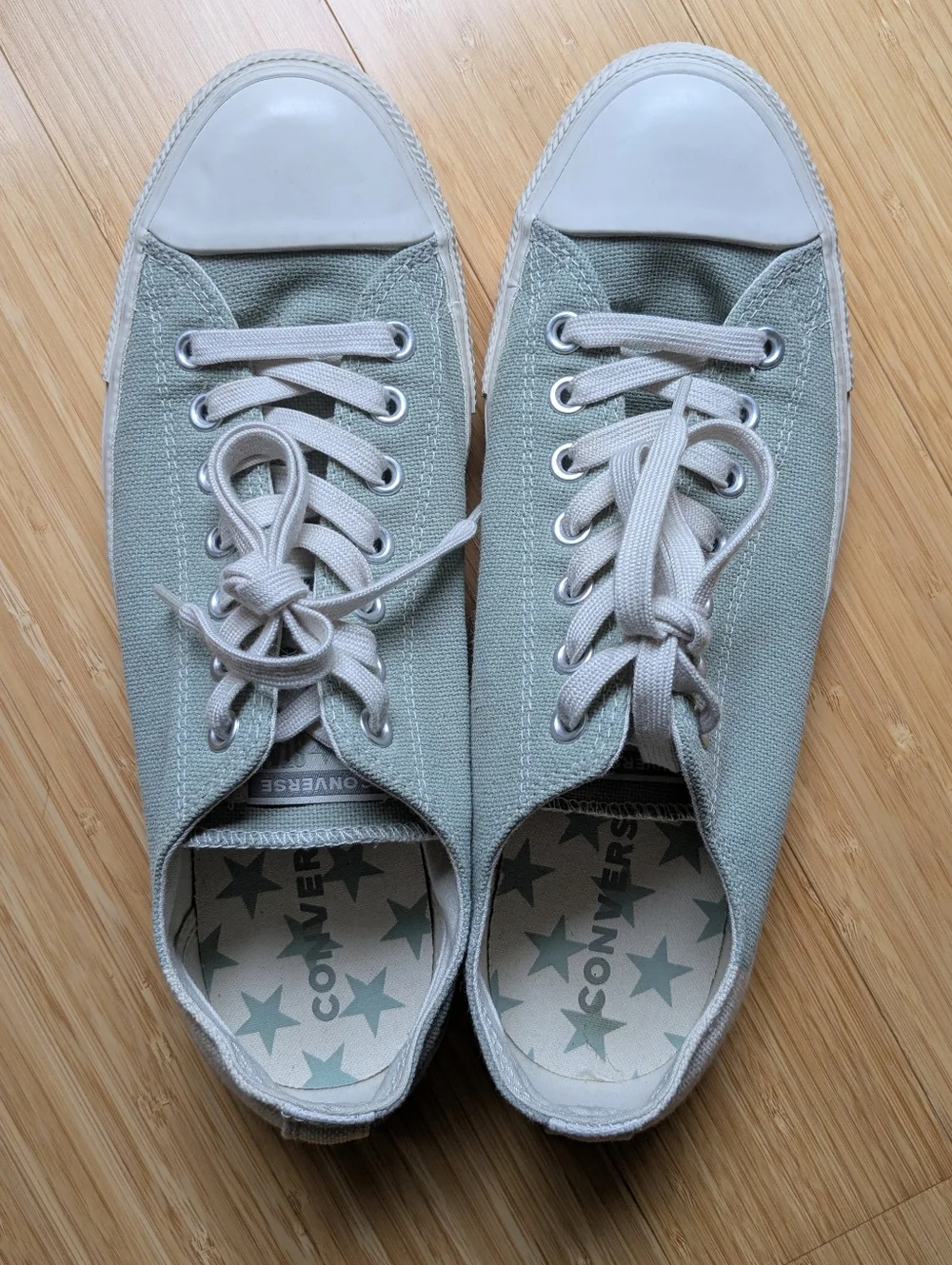 Converse All Stars like new
