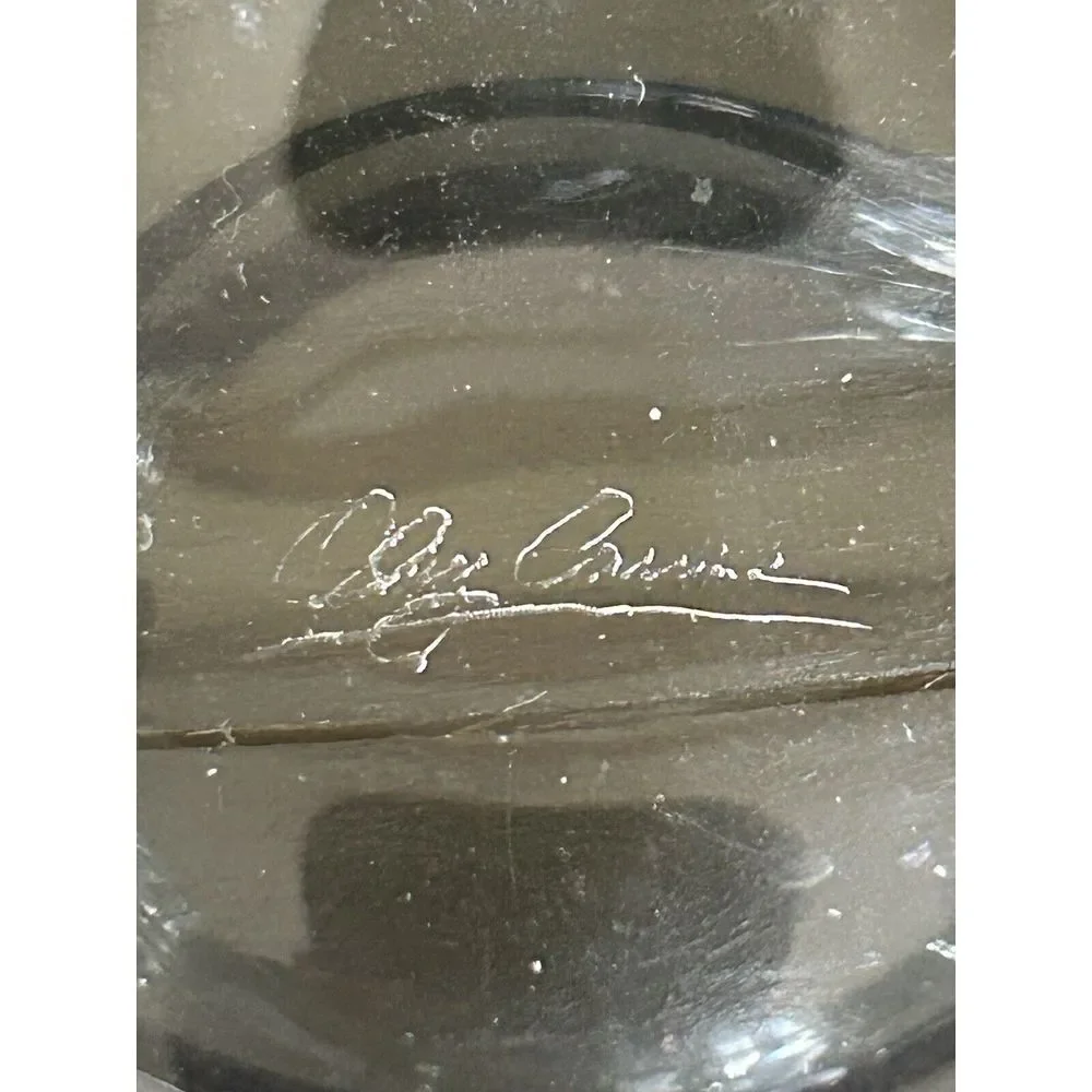 Oleg Cassini smoke questions rely