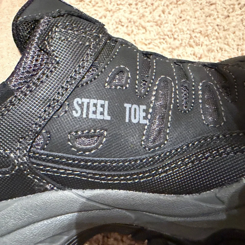 Skechers comfortable black