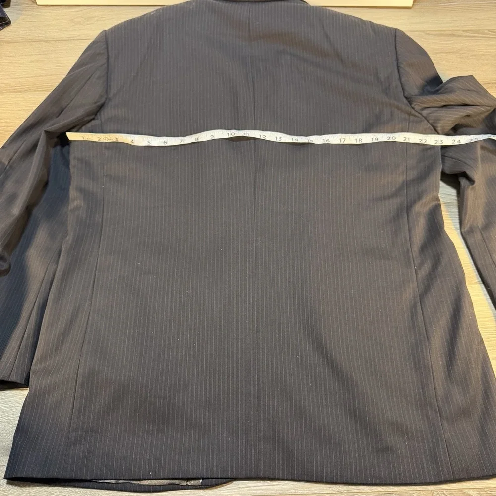 Oscar de la Renta good used