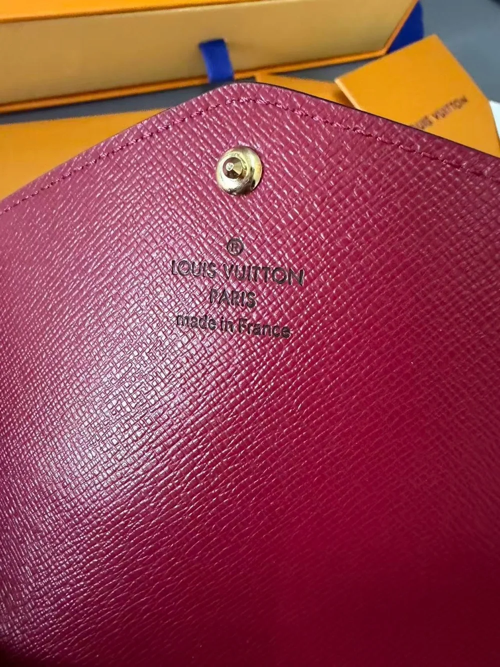 Louis Vuitton classic louis