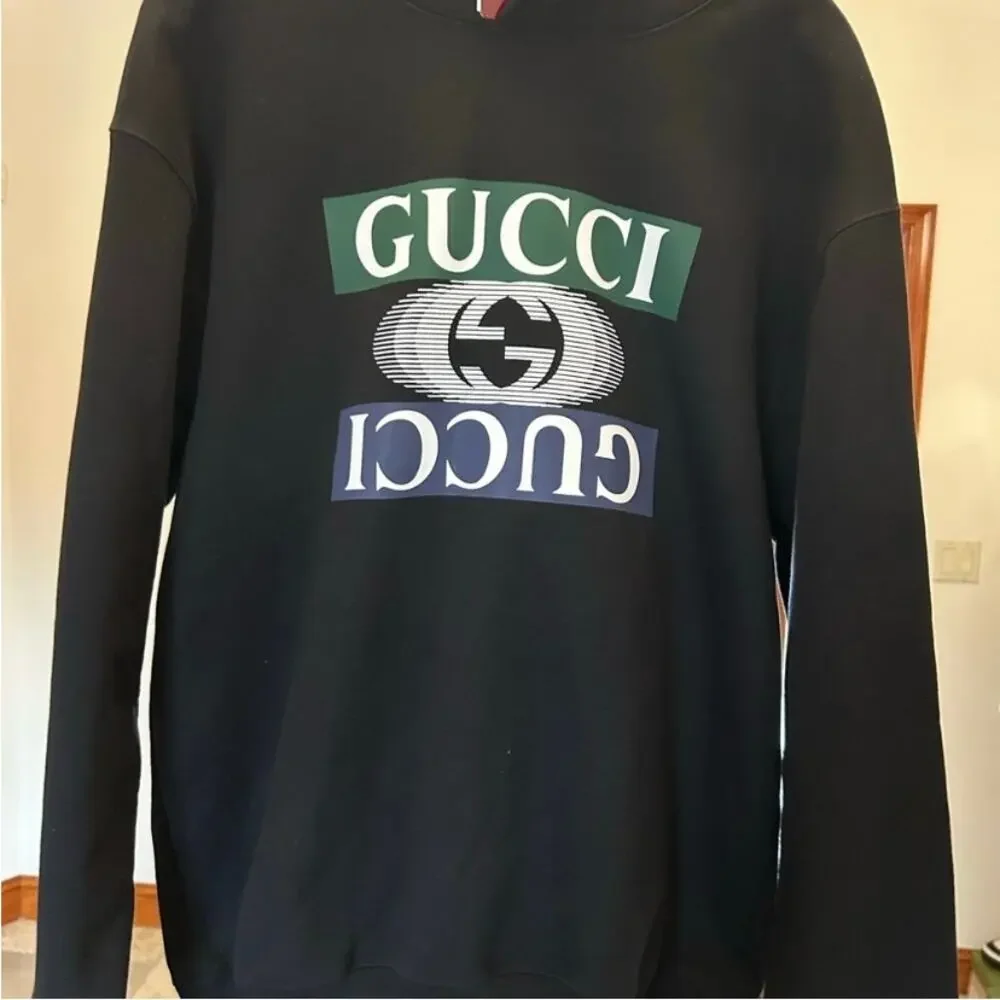 Gucci men interlocking